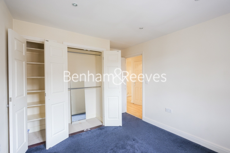 2  bedrooms flat to rent in Honiton Gardens, Hampstead, NW7-image 13