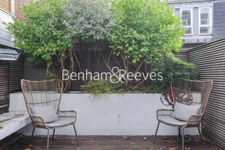 4  bedrooms house to rent in Flask Walk, Hampstead, NW3-image 12