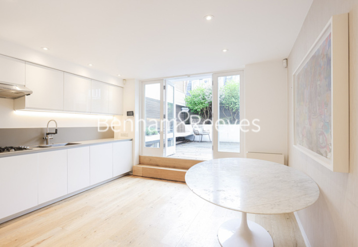 4  bedrooms house to rent in Flask Walk, Hampstead, NW3-image 15