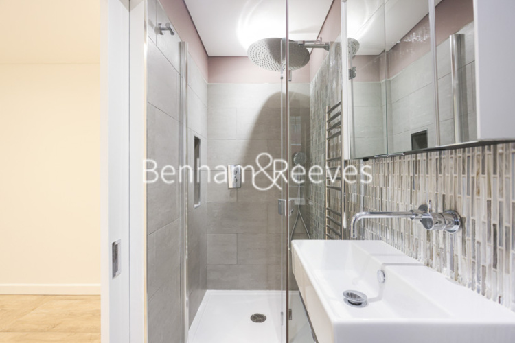 3  bedrooms flat to rent in Nassington Road, Hampstead, NW3-image 14