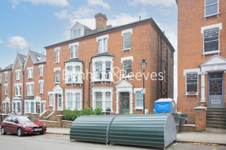 3 bedrooms flat to rent in Nassington Road, Hampstead, NW3-image 15