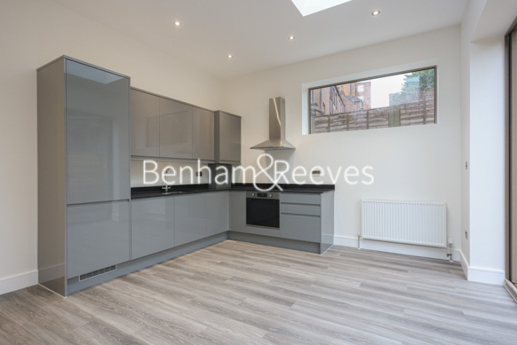 2  bedrooms flat to rent in Finchley Road, Hampstead, NW3-image 7