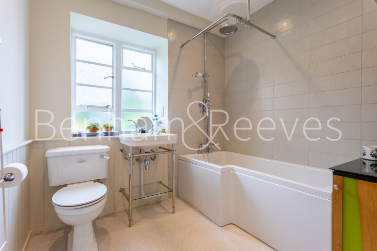 2  bedrooms flat to rent in Wedderburn Road, Hampstead, NW3-image 5