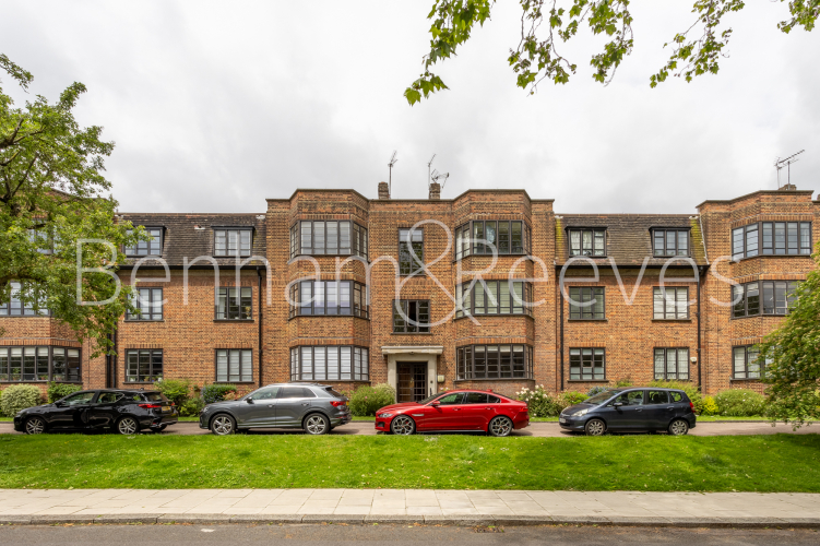 2  bedrooms flat to rent in Wedderburn Road, Hampstead, NW3-image 8