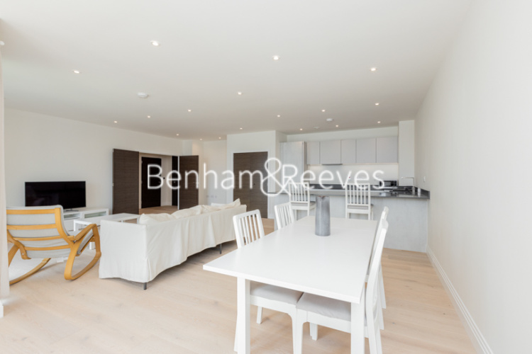 2  bedrooms flat to rent in Burghley House, Royal Engineers Way, NW7-image 3