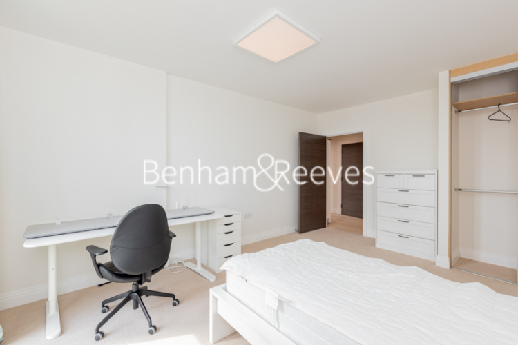 2  bedrooms flat to rent in Burghley House, Royal Engineers Way, NW7-image 30