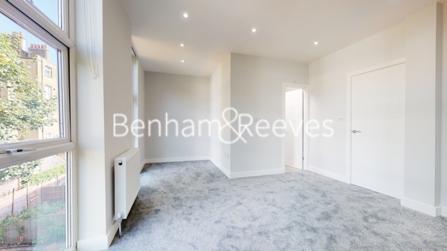 5  bedrooms house to rent in Hornby Close, Hampstead ,NW3-image 3