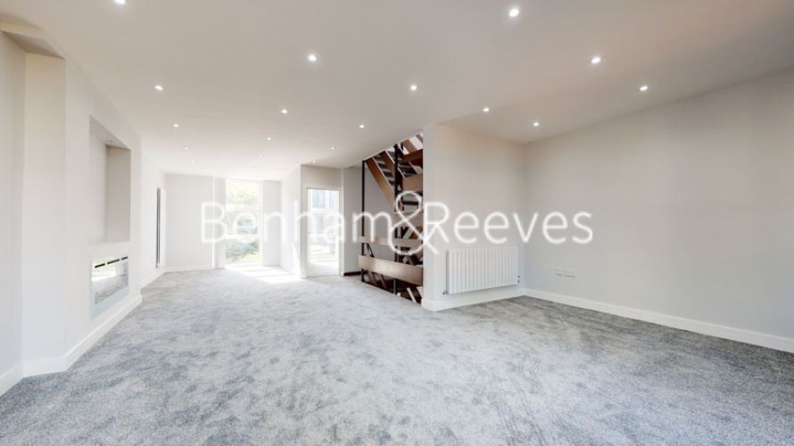 5  bedrooms house to rent in Hornby Close, Hampstead ,NW3-image 6