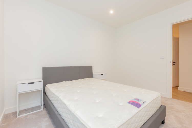 2  bedrooms flat to rent in The Hyde, West Hendon, NW9-image 8