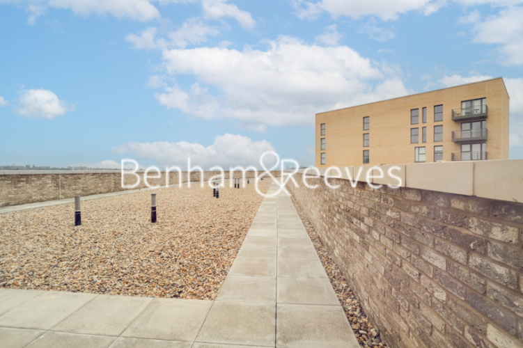 1  bedroom flat to rent in Perryfield Way, Hampstead, NW9-image 10