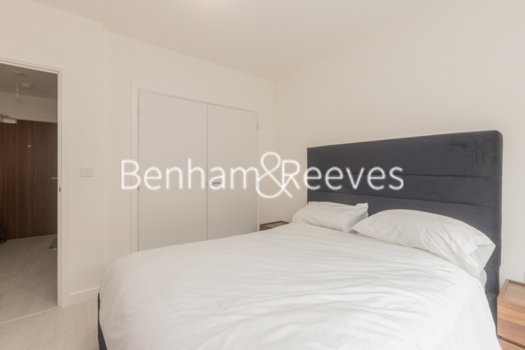 1  bedroom flat to rent in Perryfield Way, Hampstead, NW9-image 13