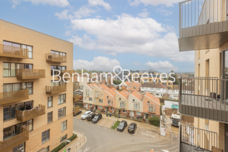 1  bedroom flat to rent in Perryfield Way, Hampstead, NW9-image 14