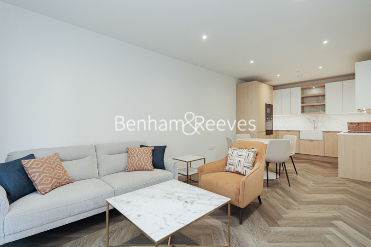 2  bedrooms flat to rent in Bower House,West Hendon , NW9-image 1