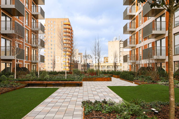 2  bedrooms flat to rent in Bower House,West Hendon , NW9-image 14