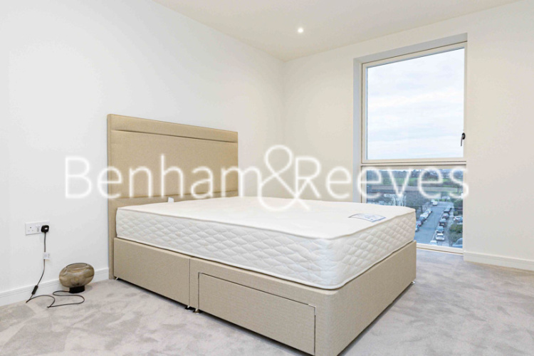1  bedroom flat to rent in Henshaw Parade, Hampstead, NW9-image 9