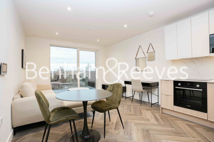 1  bedroom flat to rent in Henshaw Parade, Hampstead, NW9-image 27