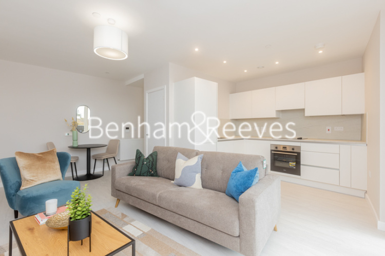 1  bedroom flat to rent in Perryfield Way, Hendon, NW9-image 1