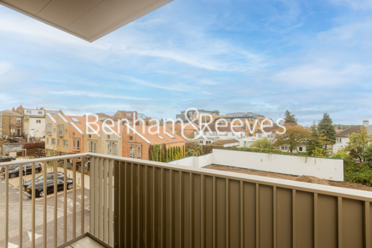 1  bedroom flat to rent in Perryfield Way, Hendon, NW9-image 5