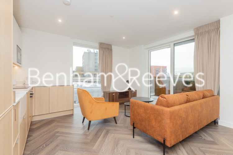 1  bedroom flat to rent in The Hyde, West Hendon, NW9-image 14