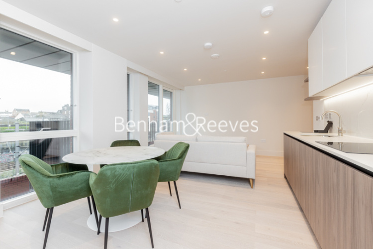 2  bedrooms flat to rent in West Hampstead Central, West End Lane, NW6-image 9