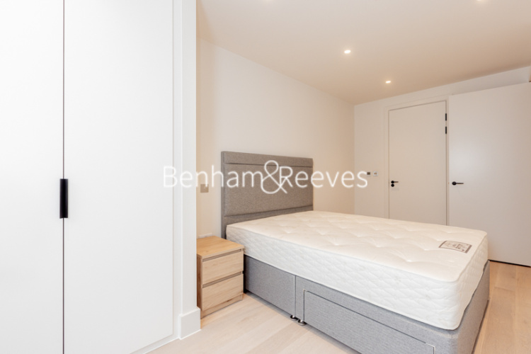 2  bedrooms flat to rent in West Hampstead Central, West End Lane, NW6-image 13