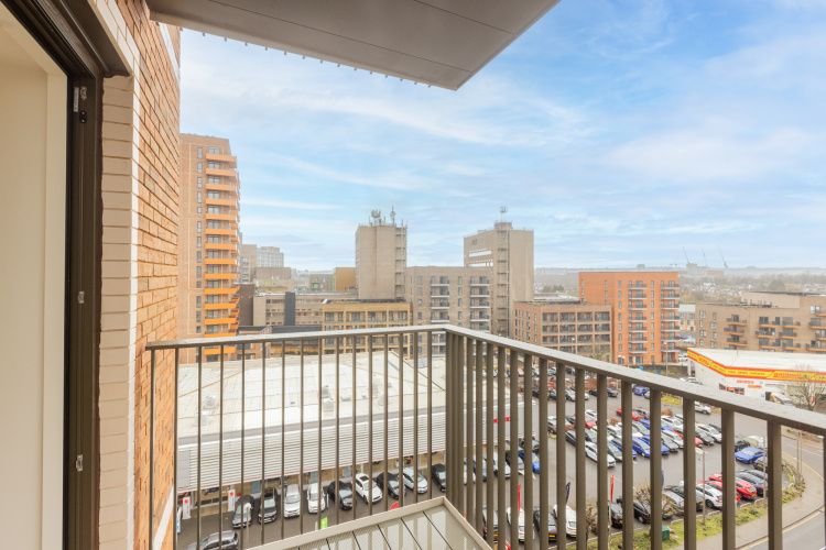 1  bedroom flat to rent in Silkstream, Hendon, NW9-image 5