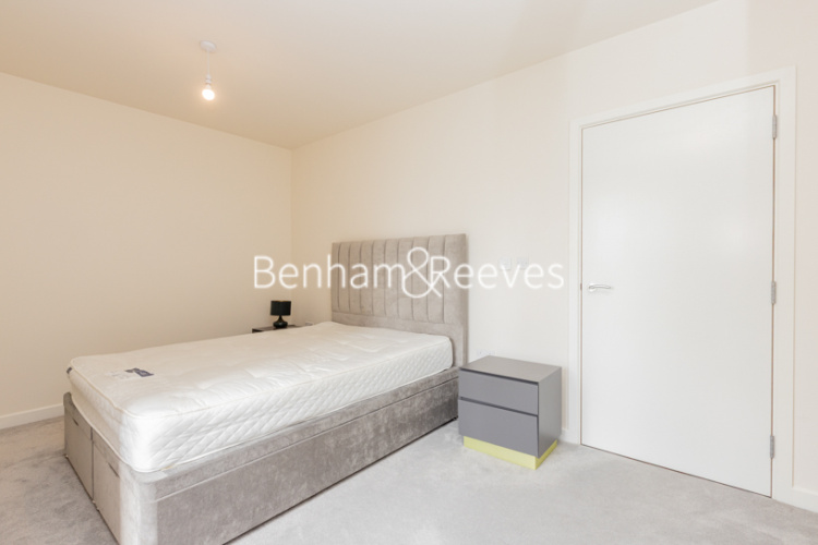 1  bedroom flat to rent in Buttercup Apartments, Milbrook Park, NW7-image 13