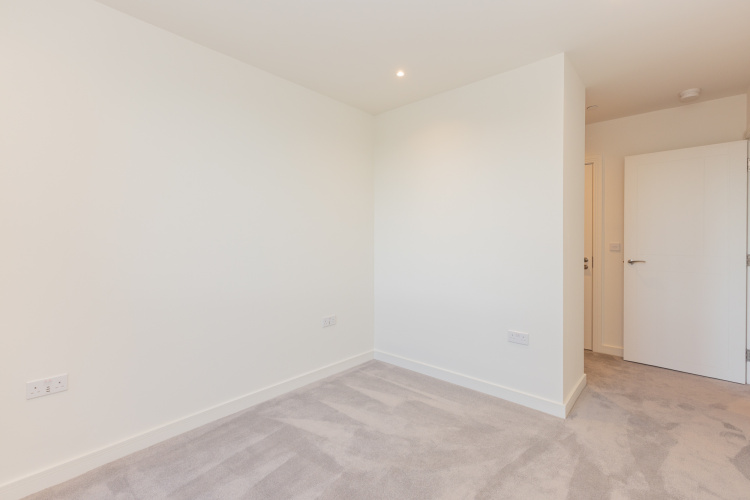 2  bedrooms flat to rent in Henshaw Parade, Hendon, NW9-image 10