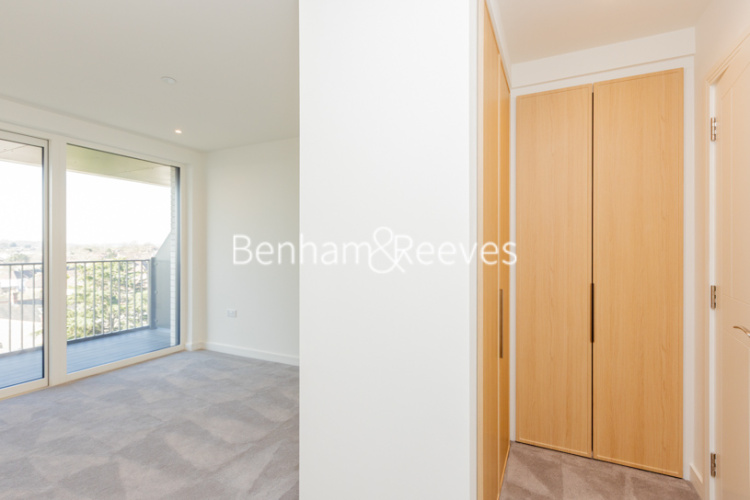 2  bedrooms flat to rent in Henshaw Parade, Hendon, NW9-image 8