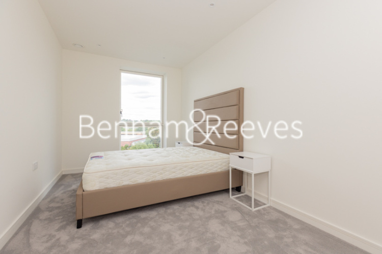 2  bedrooms flat to rent in Henshaw Parade, Hampstead, NW9-image 8