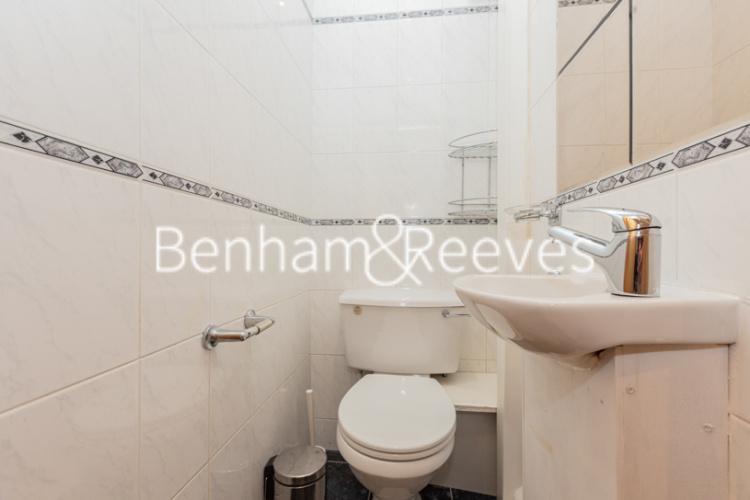 4  bedrooms flat to rent in Woodlands, Hampstead, NW11-image 5
