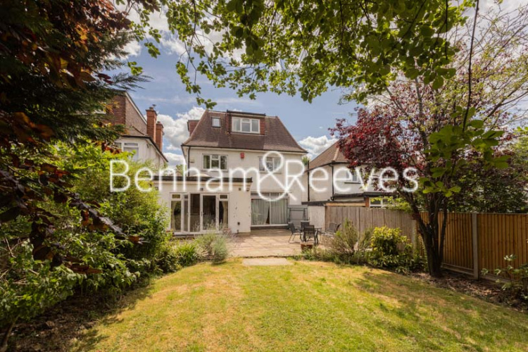 4  bedrooms flat to rent in Woodlands, Hampstead, NW11-image 7