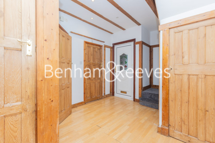 4  bedrooms flat to rent in Woodlands, Hampstead, NW11-image 29