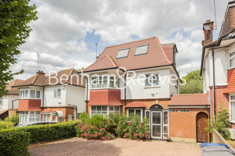 4  bedrooms flat to rent in Woodlands, Hampstead, NW11-image 30