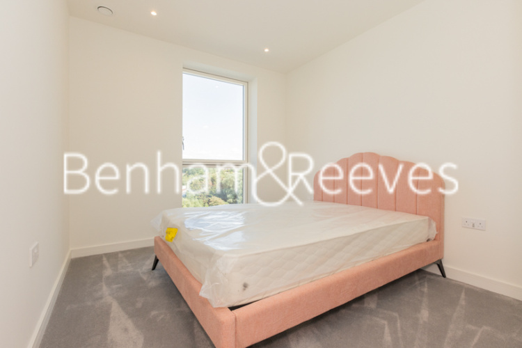 2  bedrooms flat to rent in Henshaw Parade The Hyde, NW9-image 8