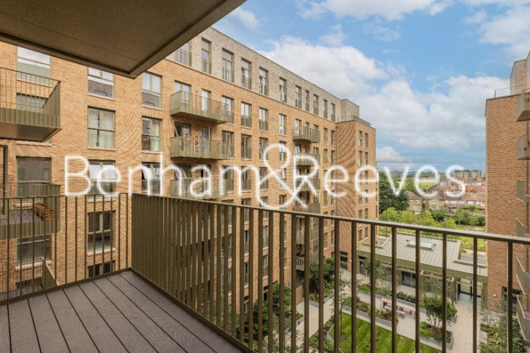 3  bedrooms flat to rent in Claremont Road, NW2-image 5