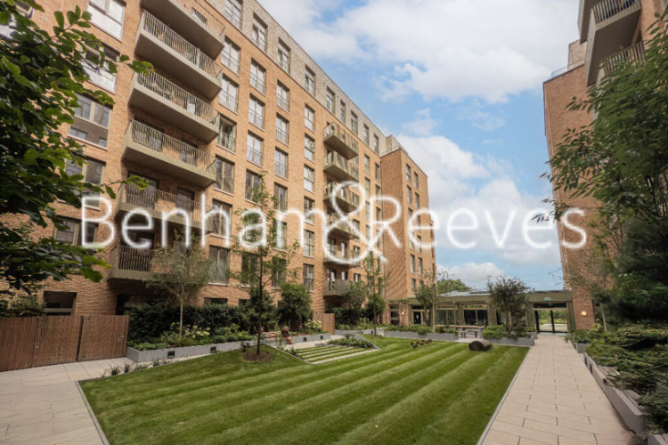 3  bedrooms flat to rent in Claremont Road, NW2-image 12