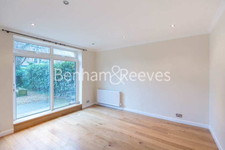 2  bedrooms flat to rent in Gayton Road, Hampstead, NW3-image 1
