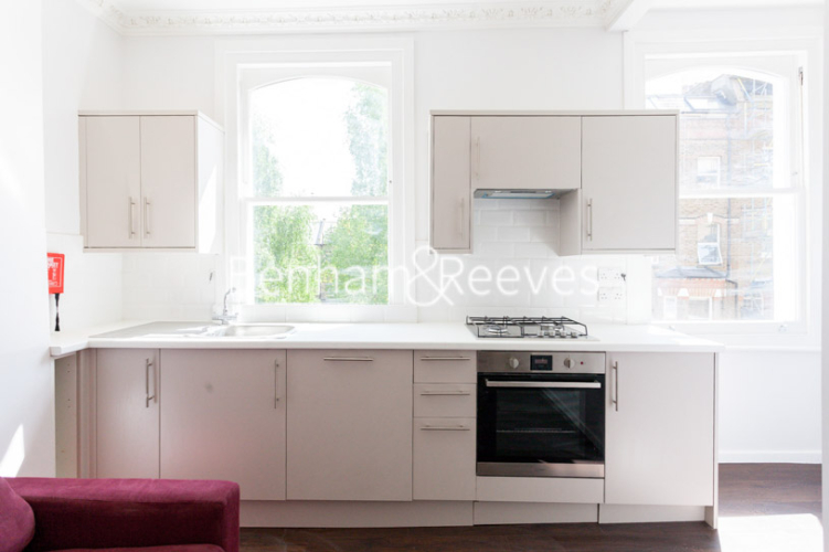 1  bedroom flat to rent in Gardnor road, Hampstead, NW3-image 2