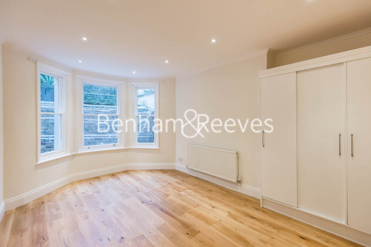 2  bedrooms flat to rent in Gayton Crescent, Hampstead, NW3-image 3