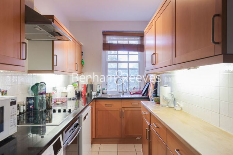 1 bedroom flat to rent in Prince Arthur Road, Hampstead, NW3-image 2