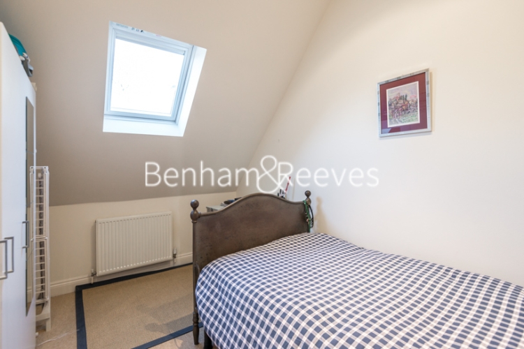 3 bedrooms flat to rent in Netherhall Gardens, Hampstead, NW3-image 7