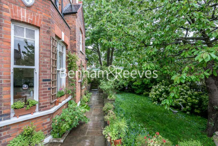 2  bedrooms flat to rent in Ornan Road, Belsize Park, NW3-image 7