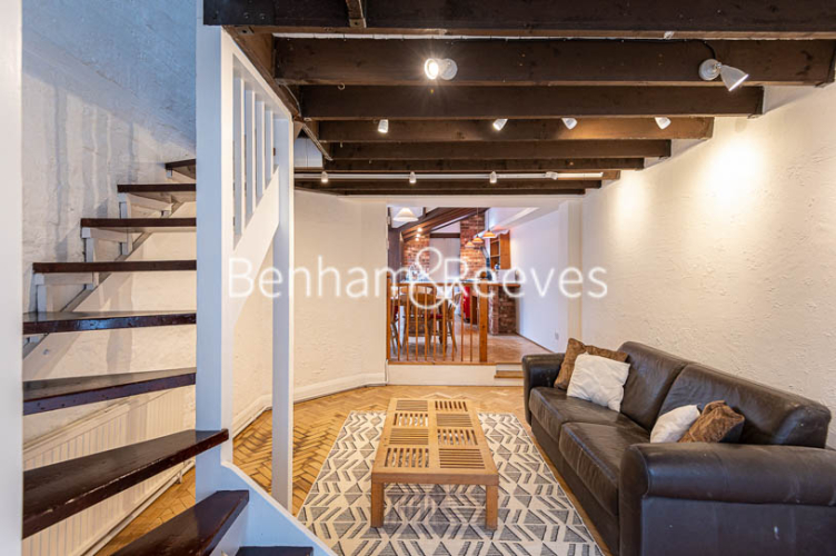 3 bedrooms flat to rent in Perrins lane, Hampstead, NW3-image 12