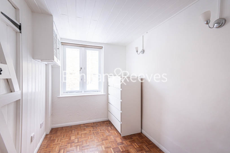 3 bedrooms flat to rent in Perrins lane, Hampstead, NW3-image 17