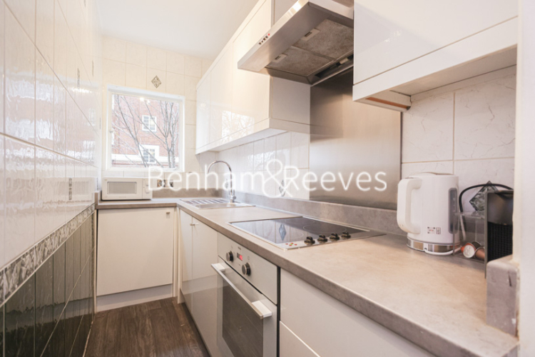 1 bedroom flat to rent in Prince Albert Road, Hampstead, NW8-image 2