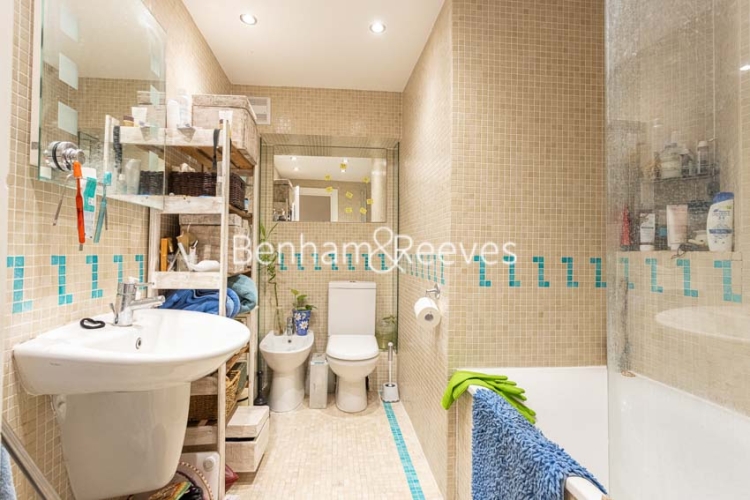 2 bedrooms flat to rent in Rosslyn Hill, Hampstead, NW3-image 4