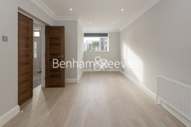 4  bedrooms house to rent in Harley Road, Hampstead, NW3-image 19