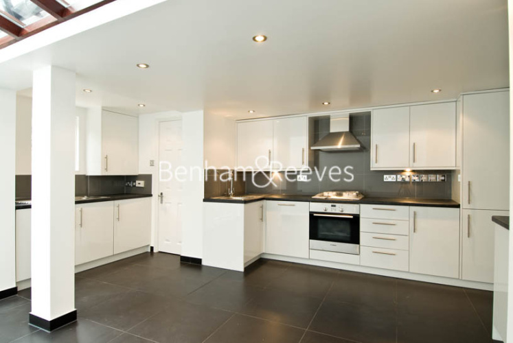 3  bedrooms house to rent in St John's Wood Terrace, St John's Wood, NW8-image 2