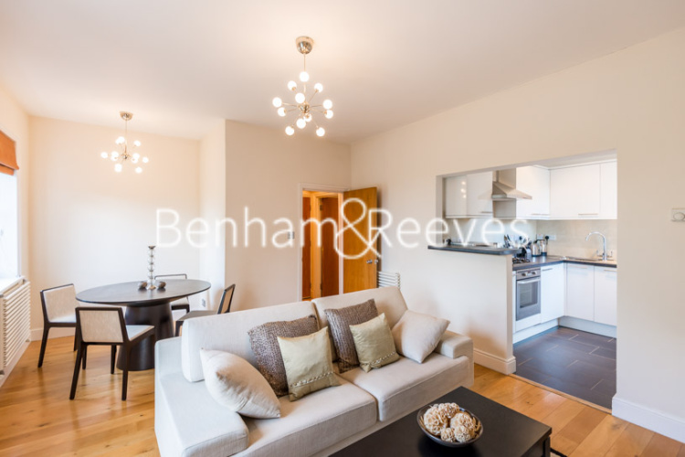 1 bedroom flat to rent in Well Walk, Hampstead, NW3-image 2